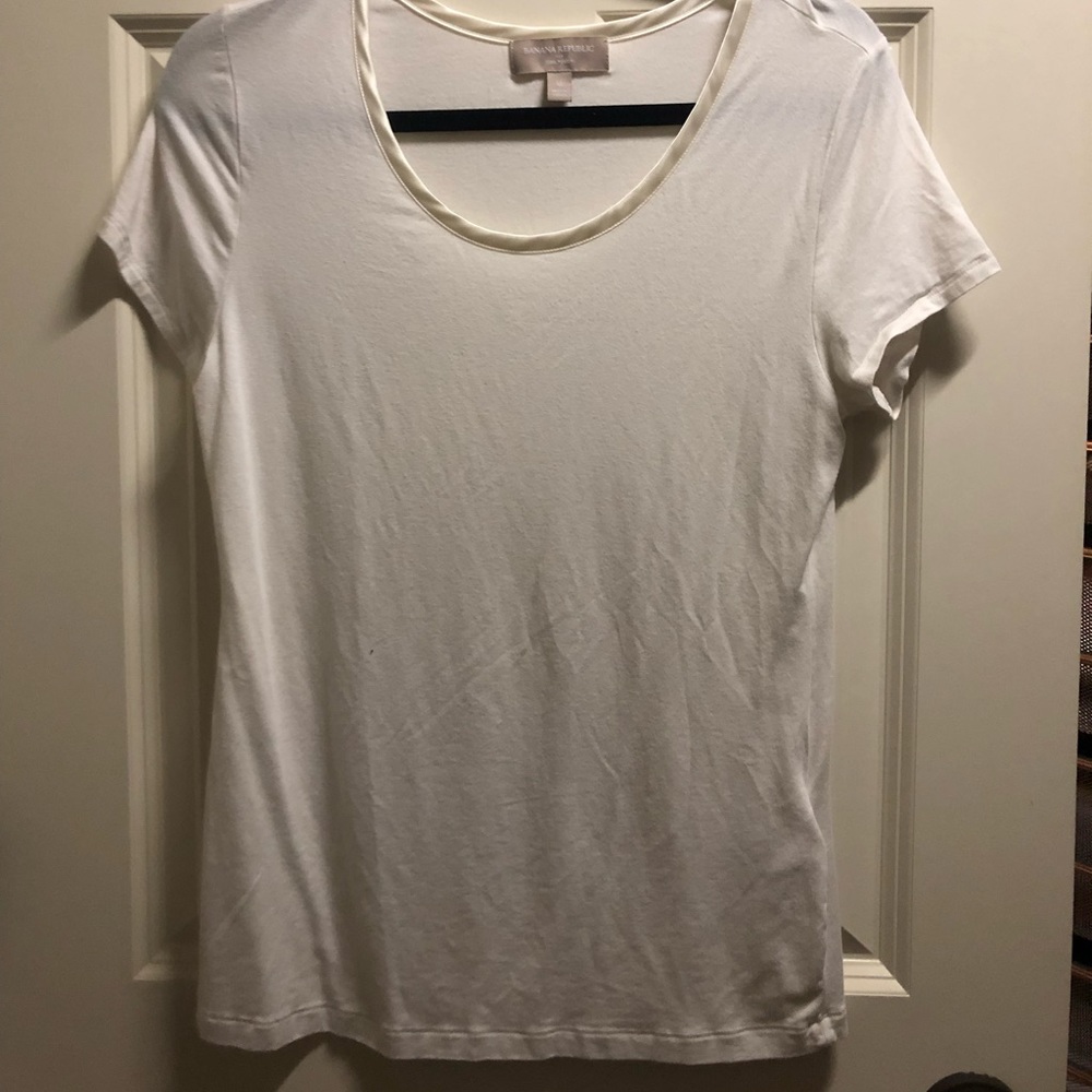 Banana Republic Crew Neck Elegant T-Shirt